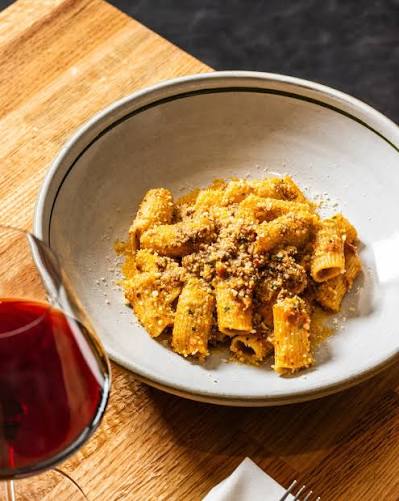 Tavernetta signature dishes Lamb Ragu
Cacio E Pepe
Lobster Tagliatelle